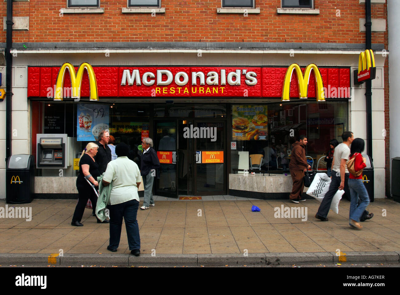 El restaurante McDonald s, Kingston Upon Thames, Surrey, Reino Unido. Foto de stock