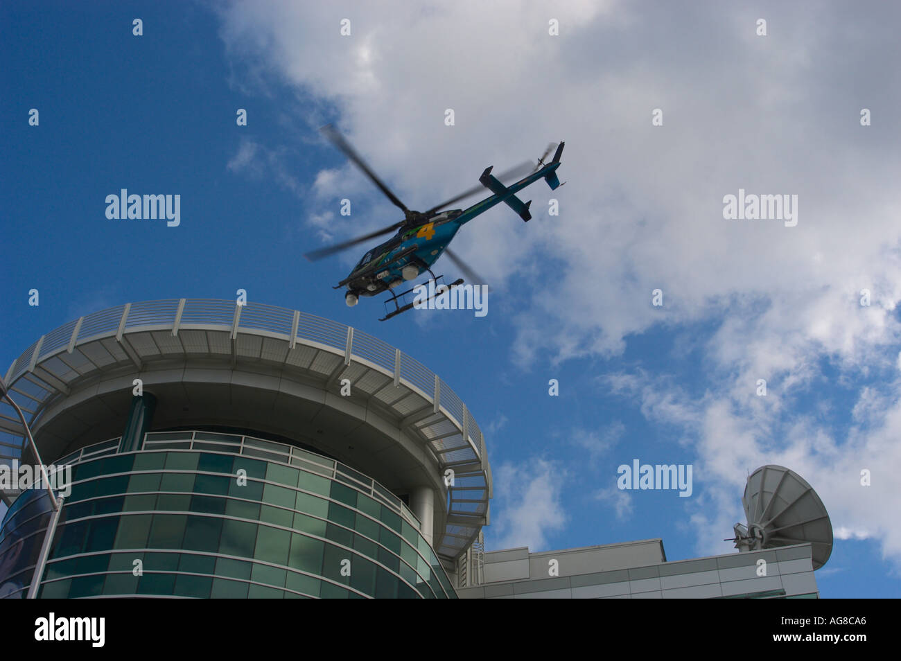 Noticias KOMO helicóptero aterrizaba en estudios de broadcast Seattle Washington Foto de stock