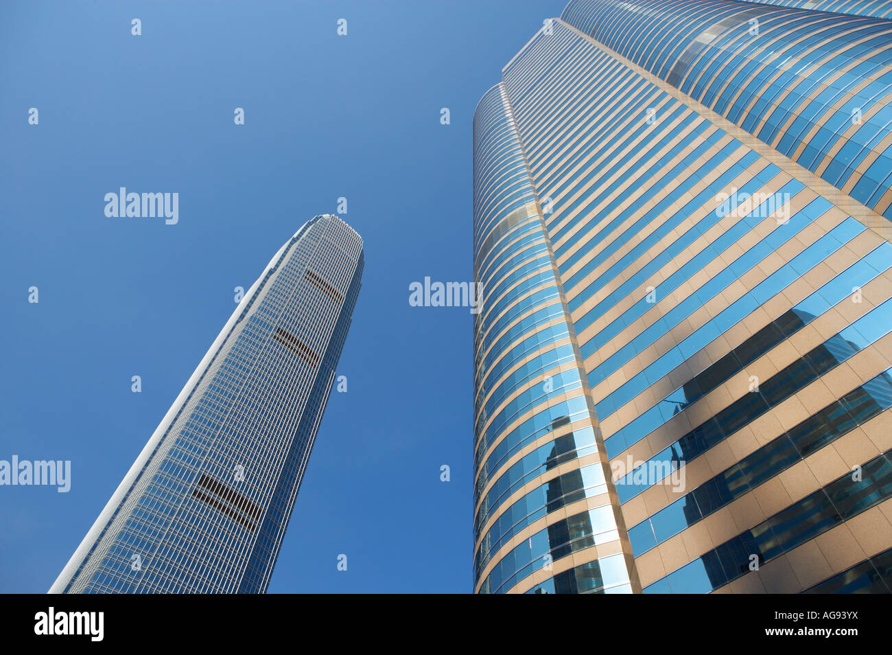 Torre de la CFI y el intercambio edificio cuadrado, Hong Kong, China Foto de stock