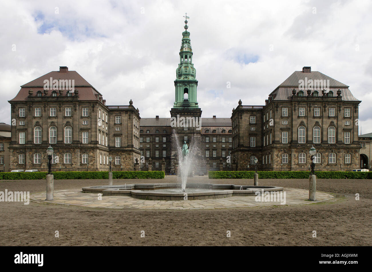 El palacio de Christiansborg en Copenhague, Dinamarca Foto de stock
