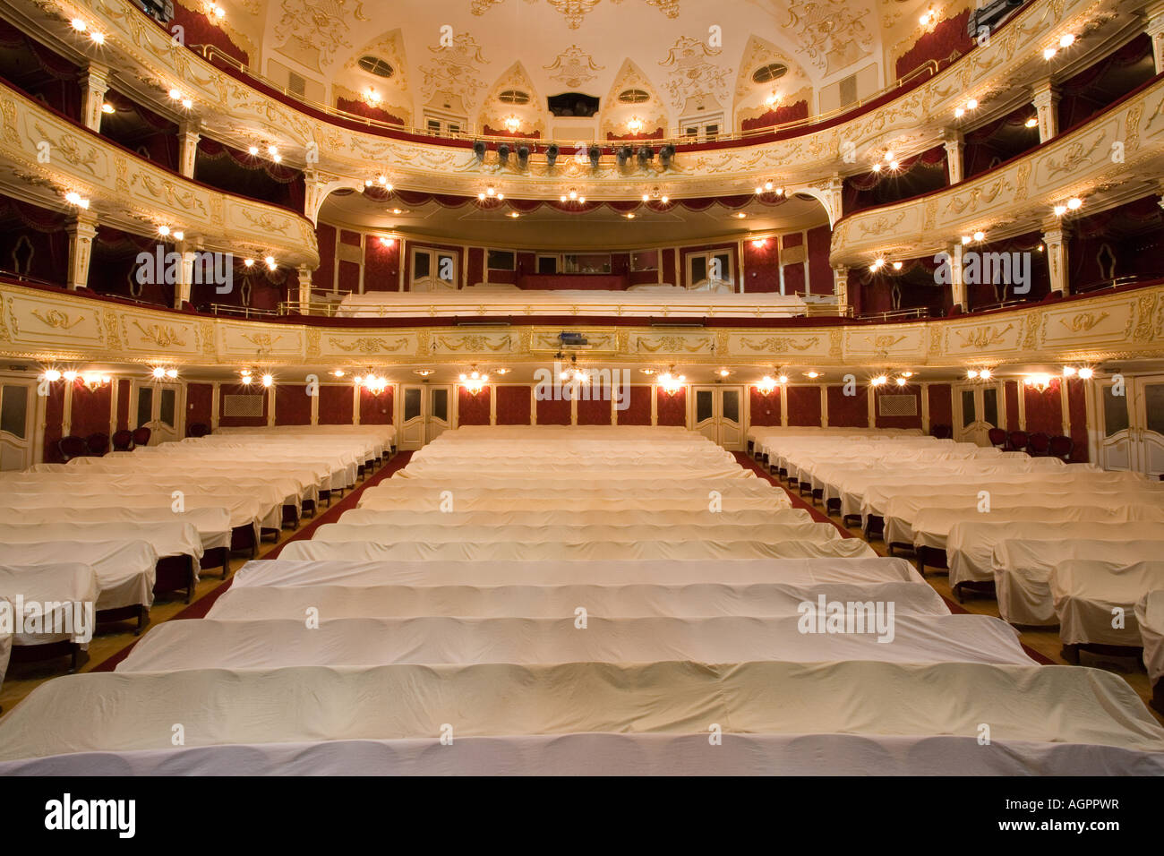 Teatro vacío interior Foto de stock