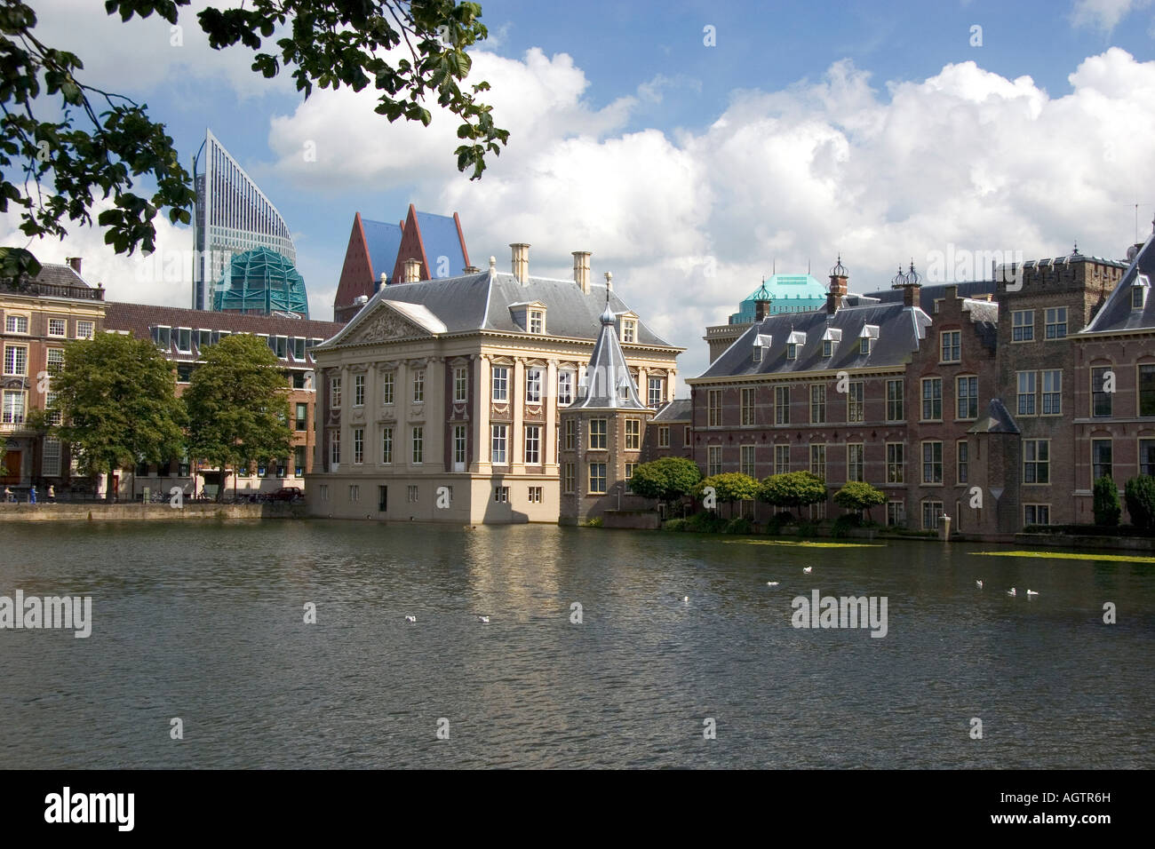 La Real Pinacoteca Mauritshuis en La Haya, en la provincia de Holanda Meridional Holanda Foto de stock