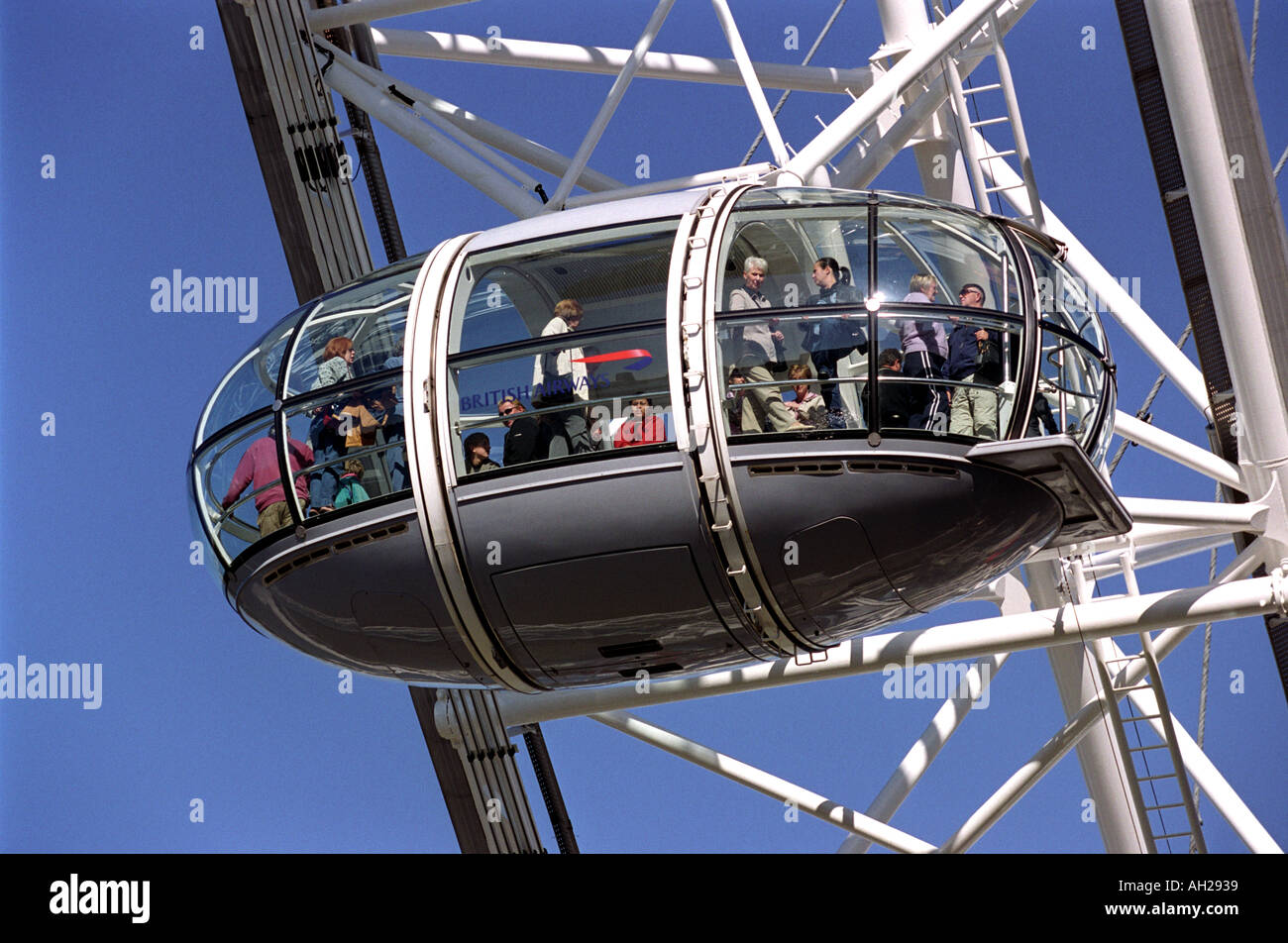 Rueda del Milenio 'London Eye', la cápsula en el Ojo de Londres, Inglaterra, Reino Unido. Foto de stock