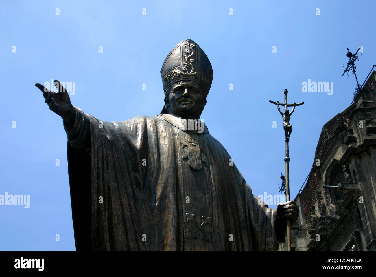 Papa juan pablo el segundo monumento fotografías e imágenes de alta resolución Alamy