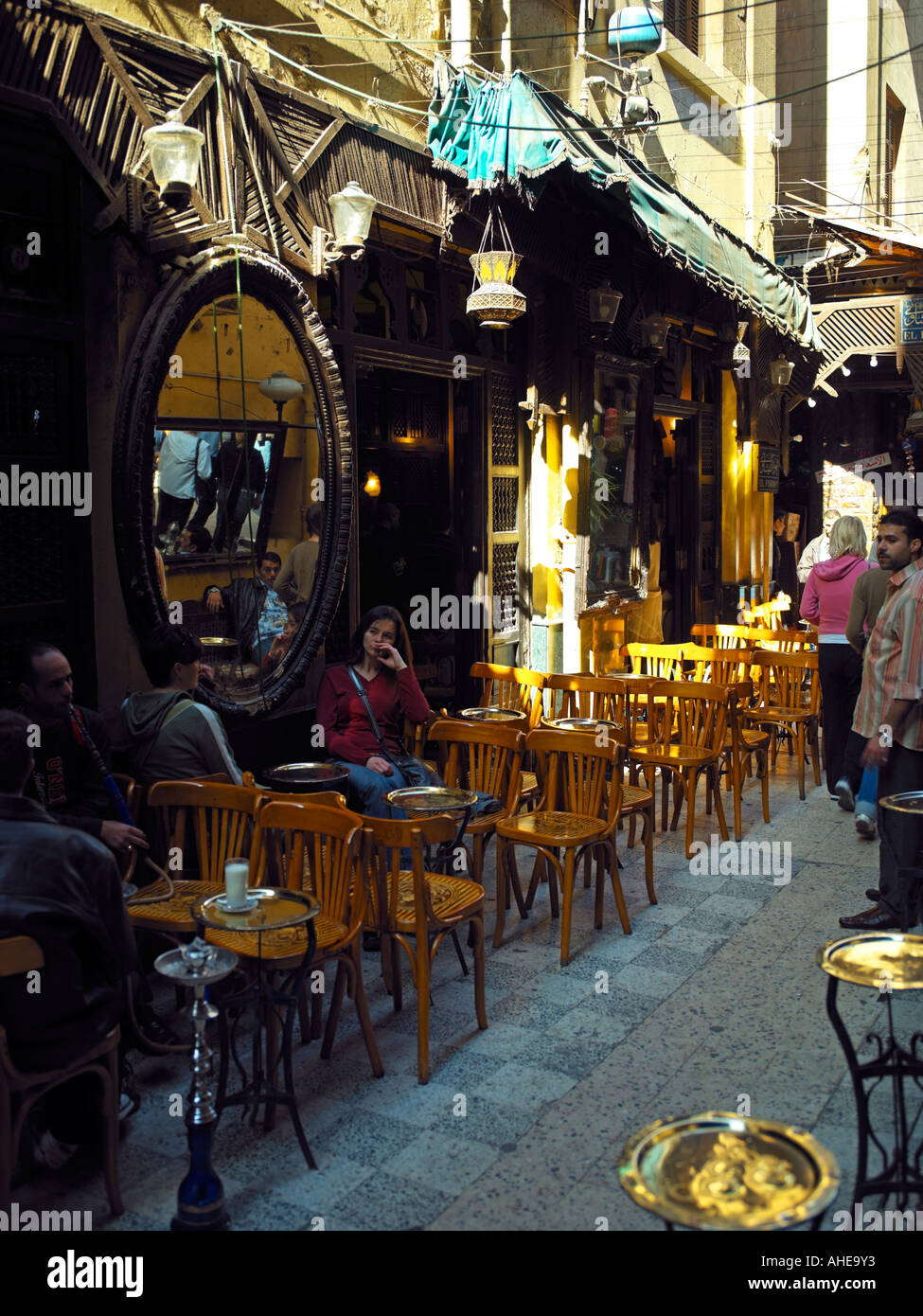 El Café Fishawy en Khan Al Khalili El Cairo Foto de stock