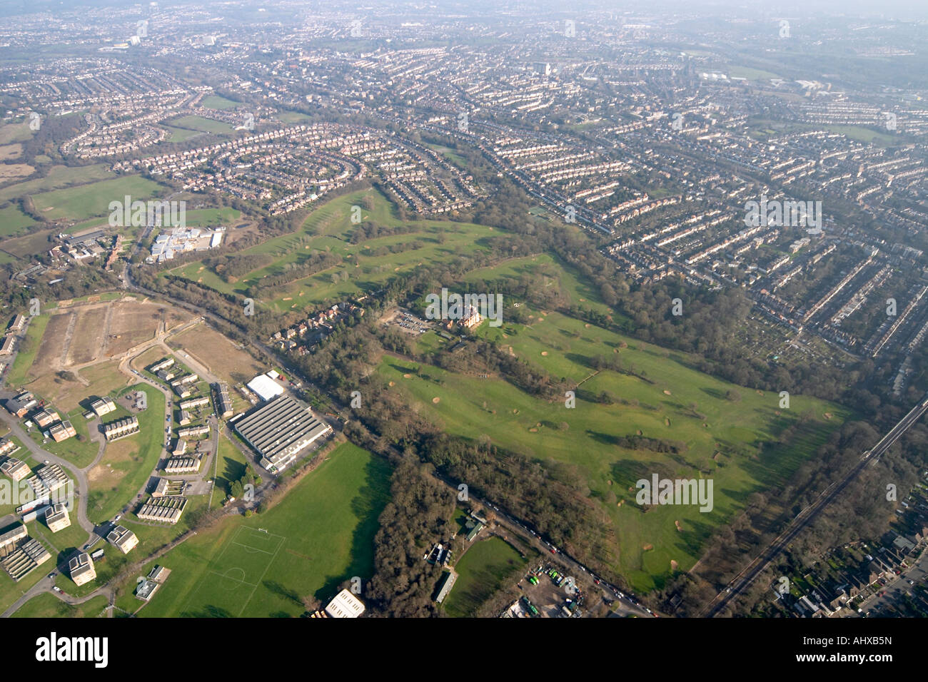 Vista aérea oblicua de alto nivel al noreste de Finchley Golf Nether Court London NW7 N3 Inglaterra Enero de 2006 Foto de stock