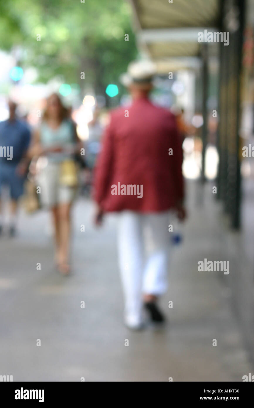 Pantalones de lino blanco fotografías e imágenes de alta resolución - Alamy