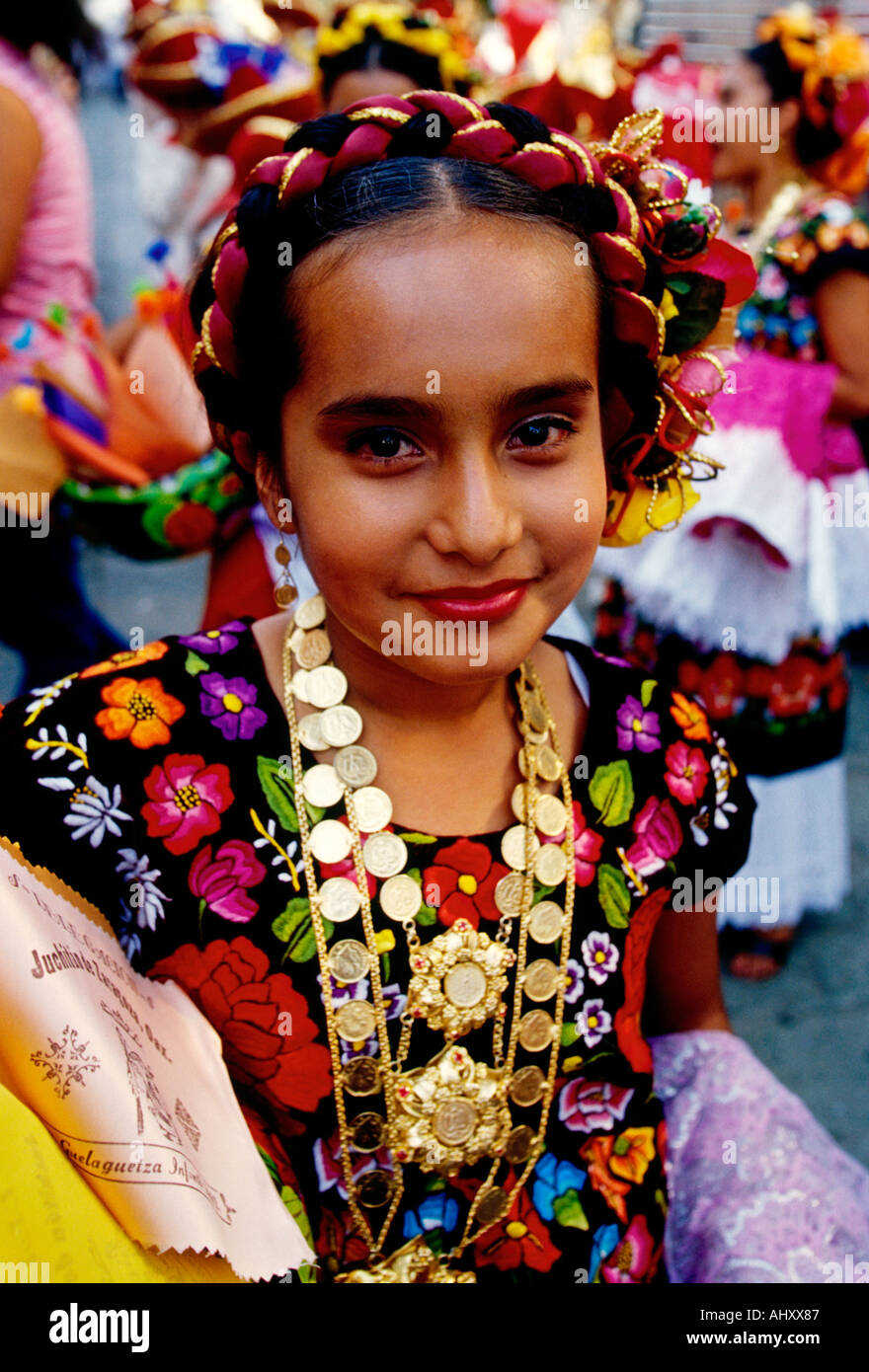 La niña mexicana Mexicana, chica, murgas, Bailarina Bailarina, Guelaguetza, Festival, Oaxaca, Oaxaca de Juárez, Oaxaca, México Foto de stock