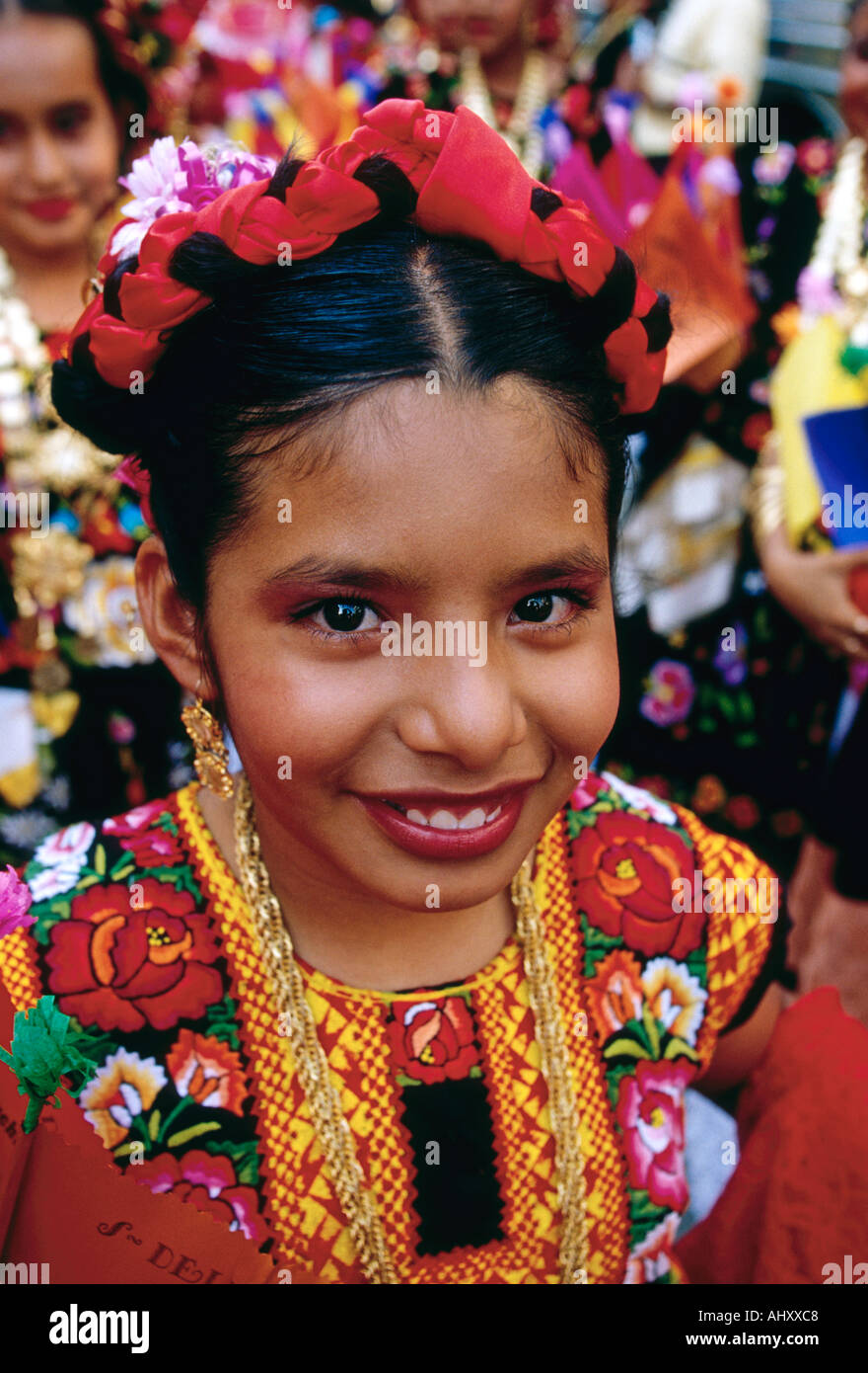 La niña mexicana Mexicana, chica, murgas, Bailarina Bailarina, Guelaguetza, Festival, Oaxaca, Oaxaca de Juárez, Oaxaca, México Foto de stock
