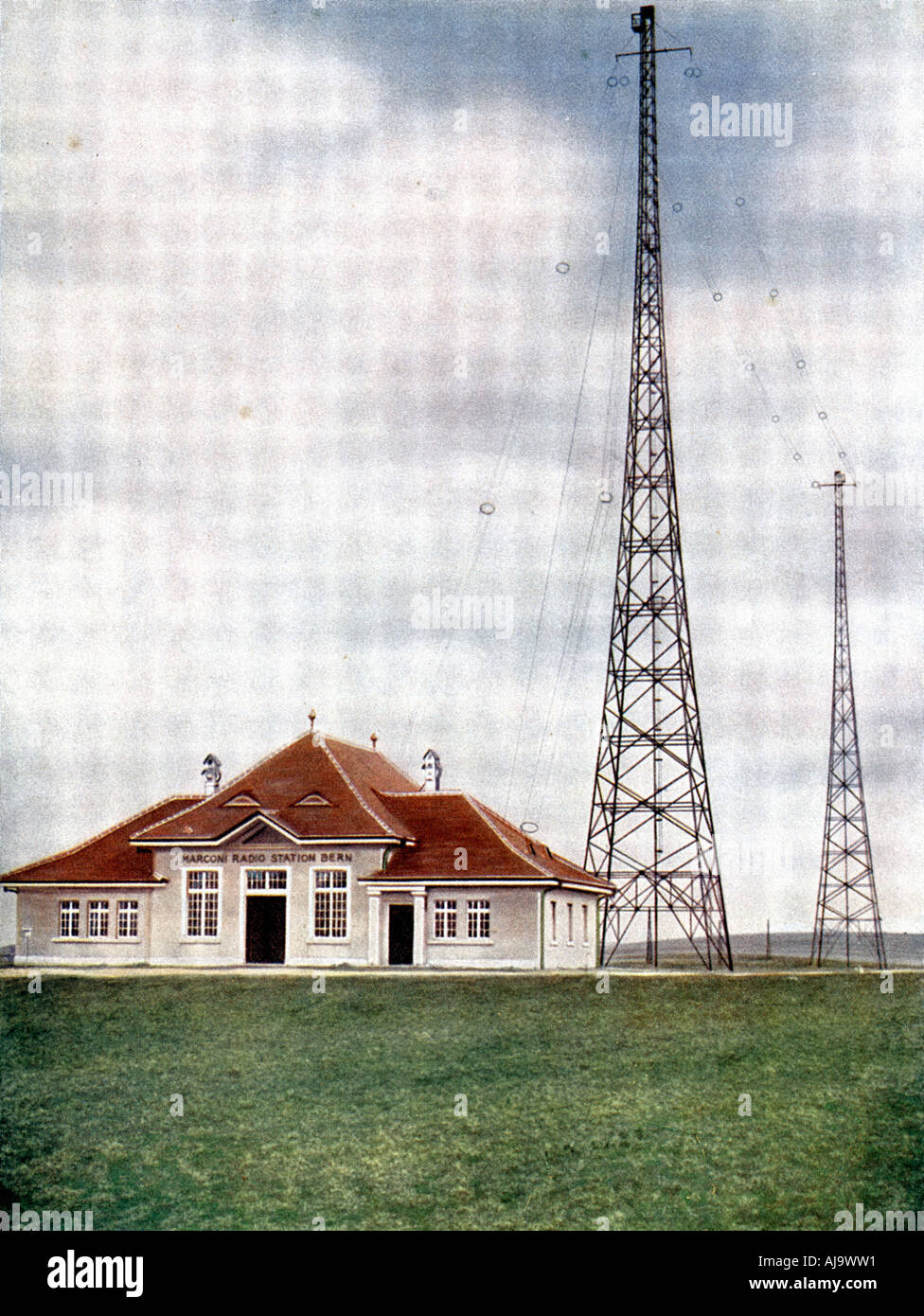 Transmisor de onda larga mástiles en una emisora de radio de Marconi en Berna, Suiza, c1925. Artista: Desconocido Foto de stock