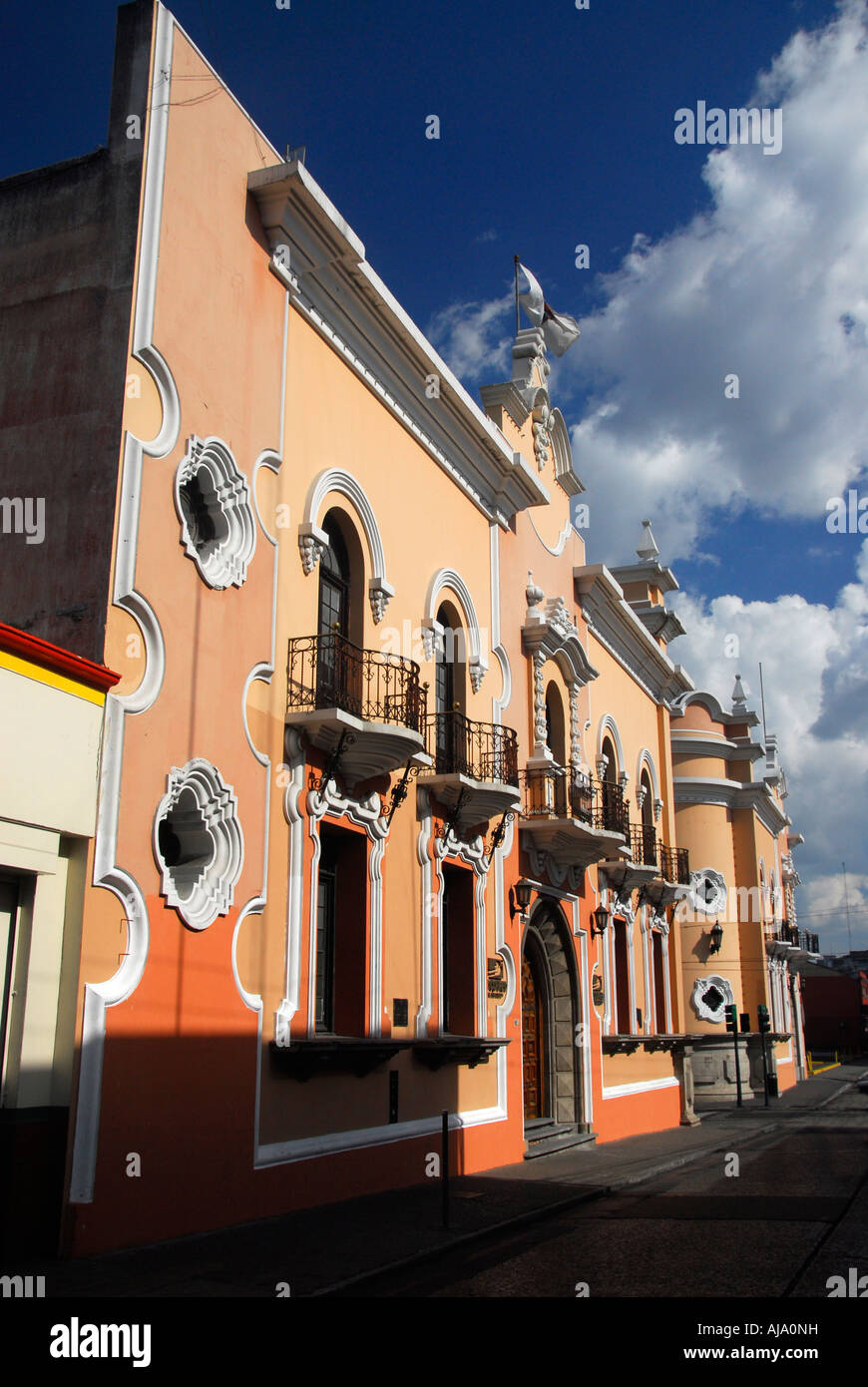 Edificio de Correos y Telégrafos (edificio de Correos y Telégrafos), Ciudad de Guatemala, capital de Guatemala Foto de stock