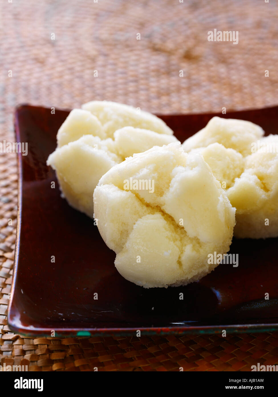 Bollos de arroz cocido (Puto), comida filipina Foto de stock