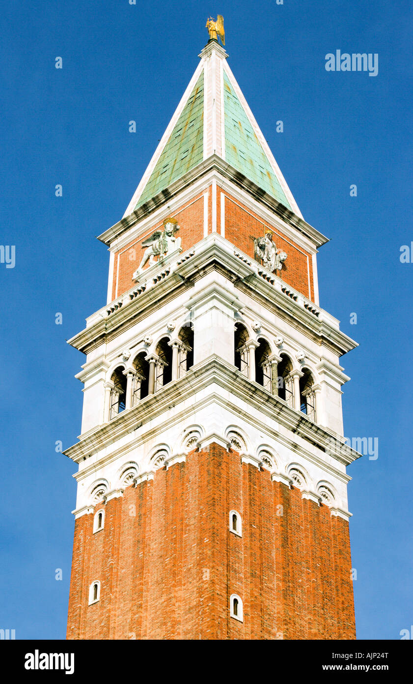 Italia Veneto Venecia el campanario Campanile en Piazza San Marco, la Plaza de San Marcos Foto de stock