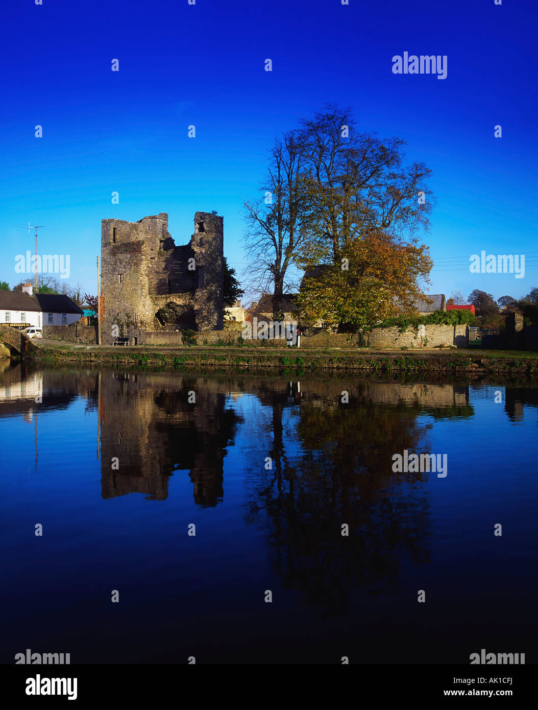 Co Carlow Leighlinbridge y 12C. Castillo Negro, Irlanda Foto de stock