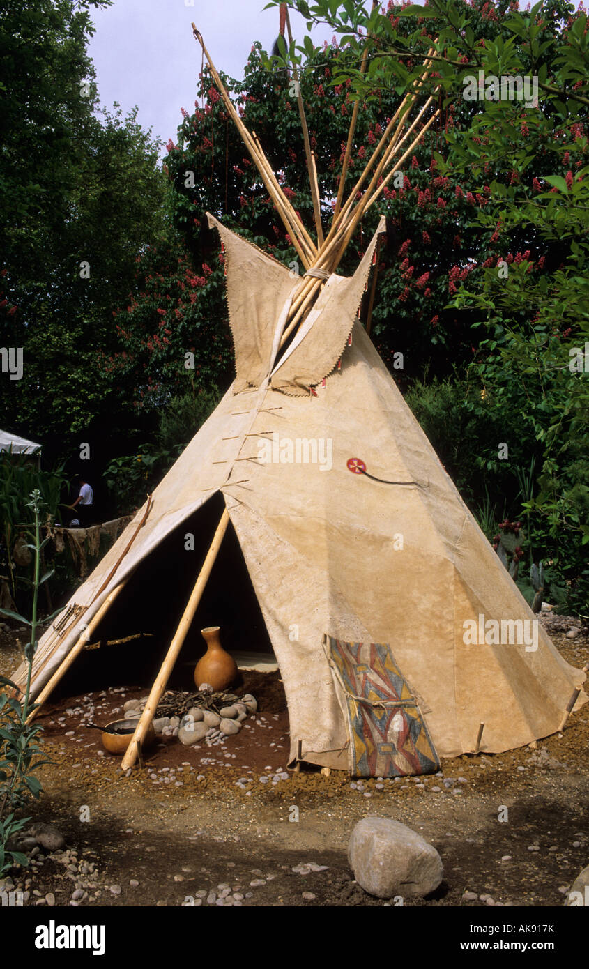 Native American tepee Foto de stock