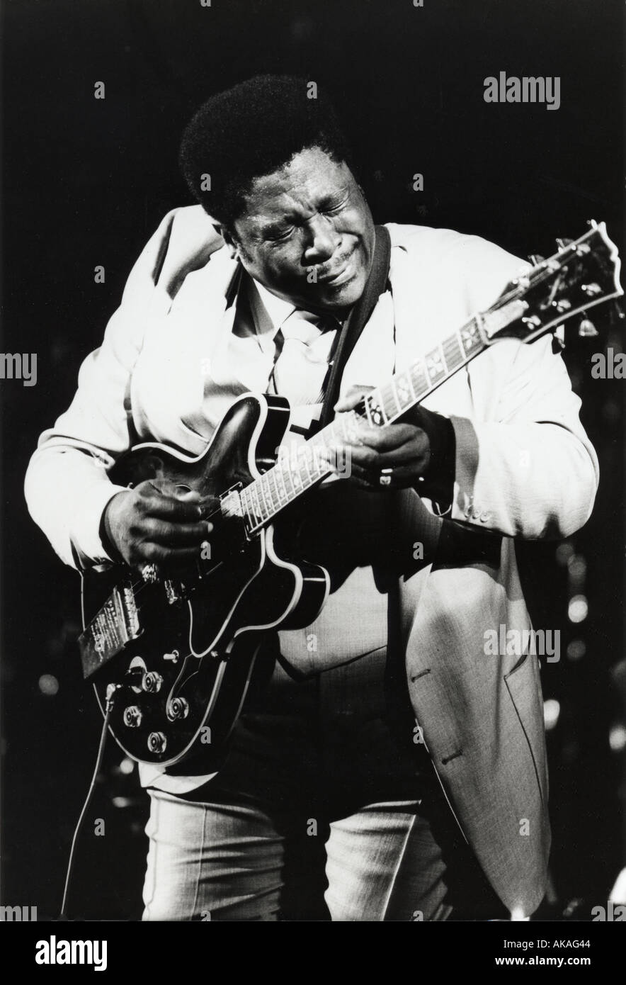 BB King, el guitarrista de Blues estadounidense en Hammersmith Odeon,  Londres, abril de 1980 Fotografía de stock - Alamy