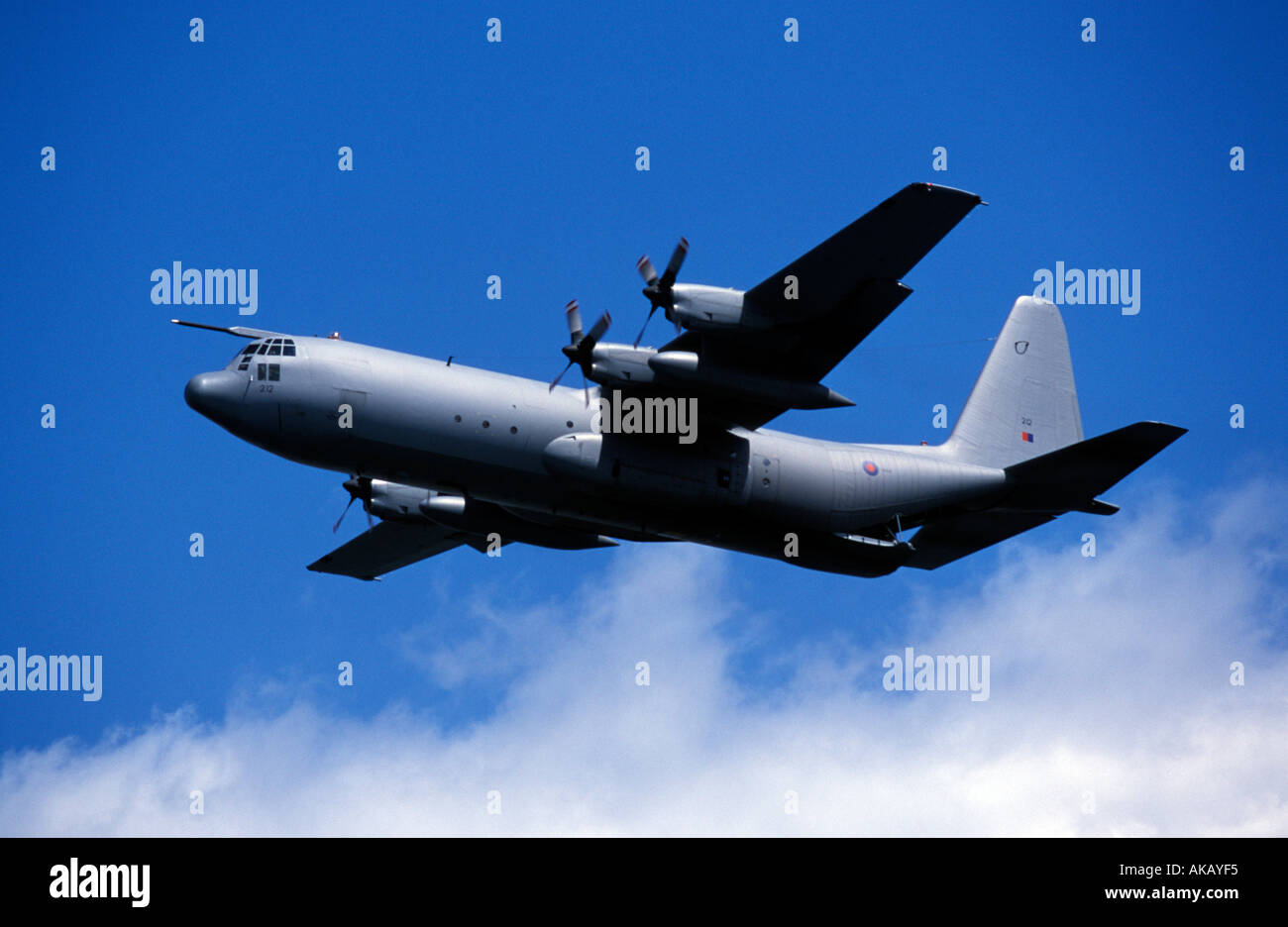 Royal Air Force Hercules C 130 K transporter aeronaves con sonda de reabastecimiento Foto de stock