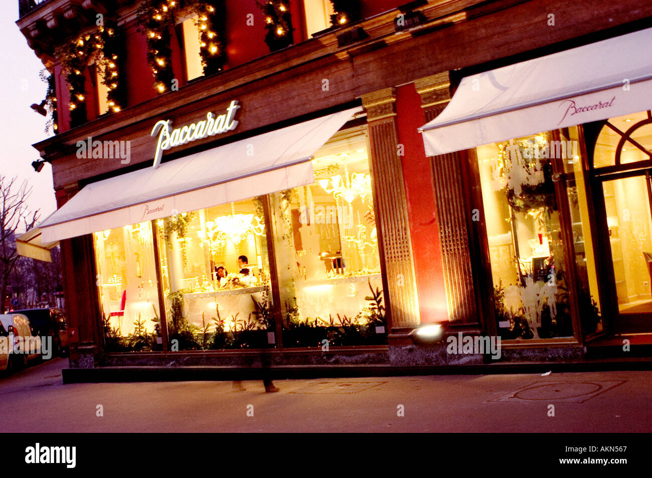 Paris Francia, Tiendas de lujo Baccarat Crystal, frente a la tienda Storefront Foto de stock
