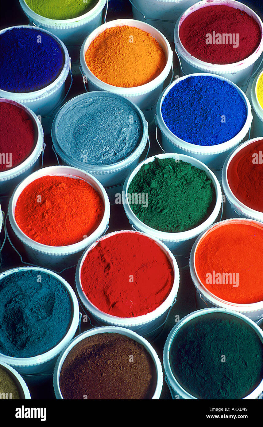 Pigmentos de pintura fotografías e imágenes de alta resolución - Alamy