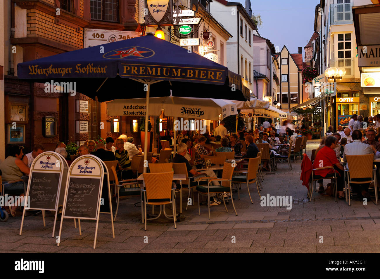 Restaurantes en Bad Kissingen, Rhoen, Franconia, Baviera, Alemania Foto de stock