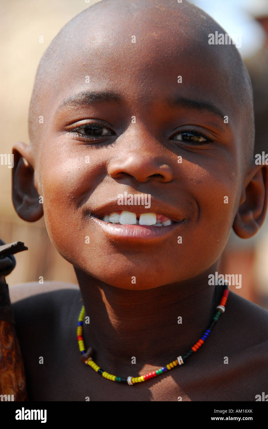 Himbas boy, Purros, Kaokoveld, Namibia Foto de stock