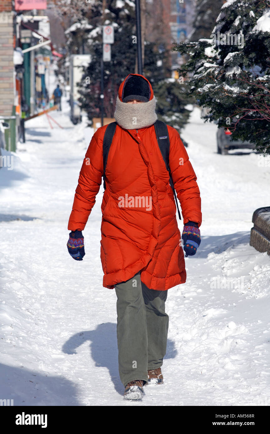 Canadá, provincia de Quebec, Montreal, ropa de invierno Fotografía de stock  - Alamy
