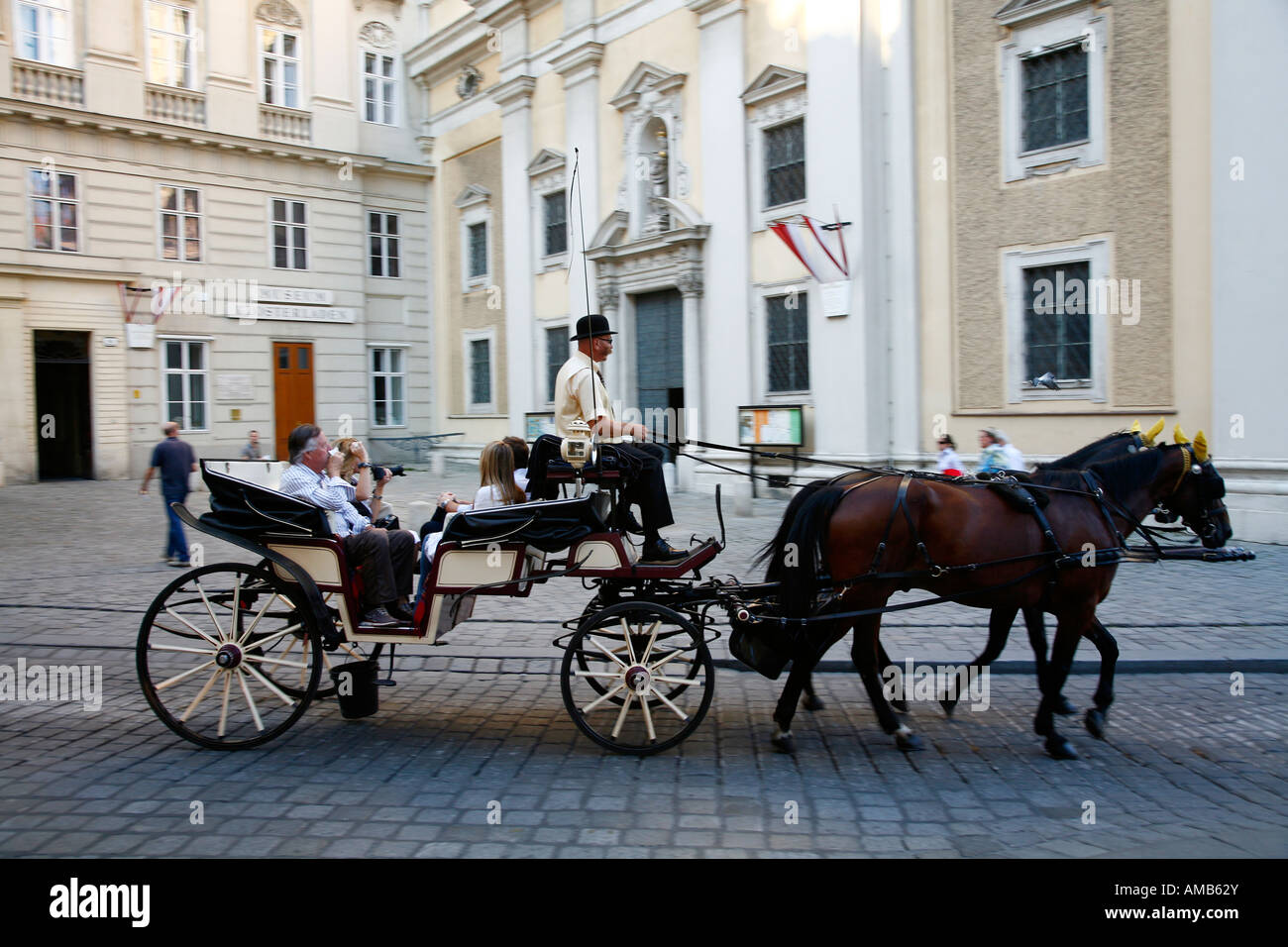 Ago 2008 - carruajes de caballos Viena Austria Foto de stock