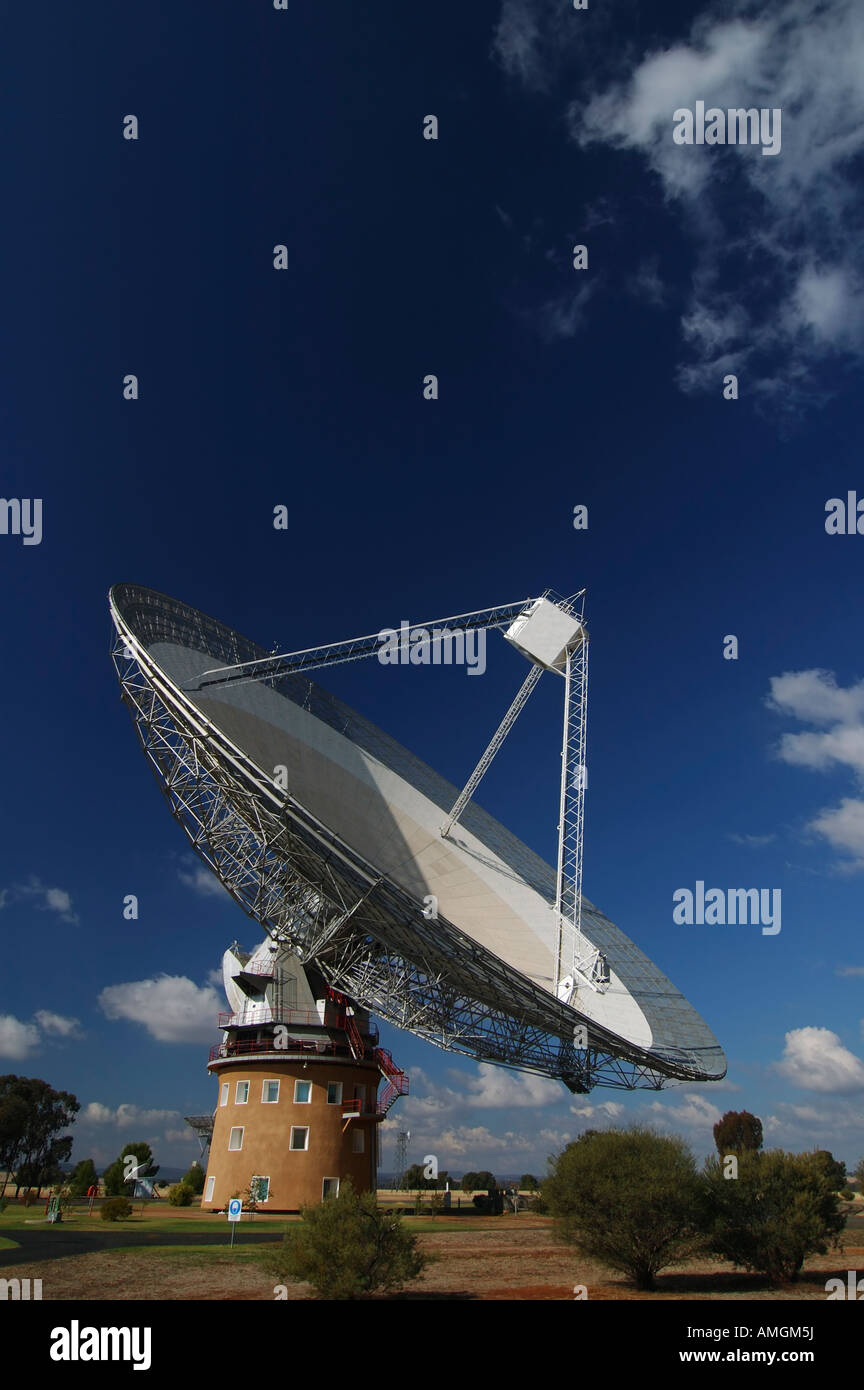El plato' - radio telescopio Parkes, Nueva Gales del Sur (NSW), Australia  Fotografía de stock - Alamy
