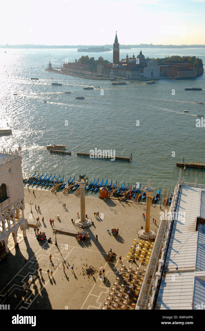 Venecia, Italia. Arial vista de la plaza de San Marcos, mirando hacia la isla de San Giorgio Maggiore Foto de stock