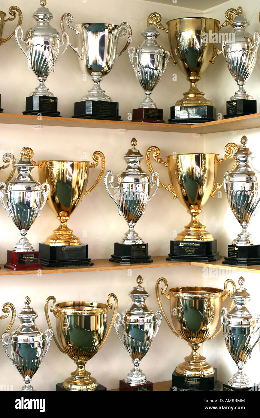 888 trofeos en la fábrica de carreras Fotografía de stock - Alamy