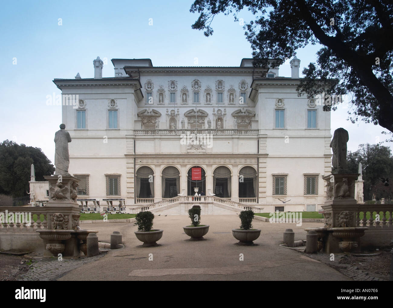 Villa Borghese, el parque de Villa Borghese (Roma). Parque de Villa Borghese, Roma, Lazio, Italia. Foto de stock