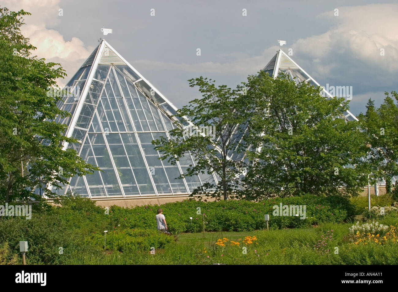 El jardín botánico de la Universidad de Oulu 's 's invernaderos , Finlandia Foto de stock