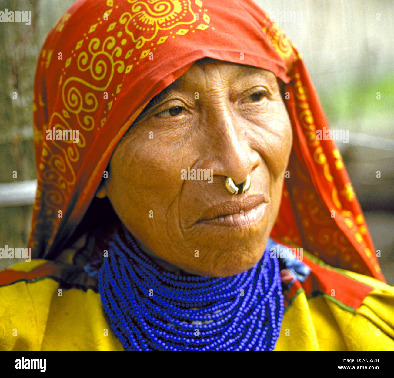 Los indios Kuna kuna viven en las islas de San Blas en la costa de