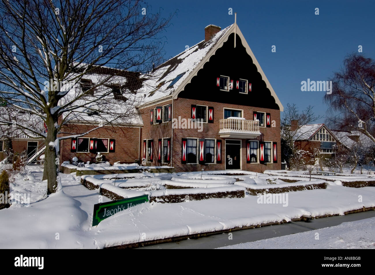 Holanda Holanda Invierno Snow Ice House Country Estate villa cerca de Leiden Leiderdorp Koudekerk Foto de stock