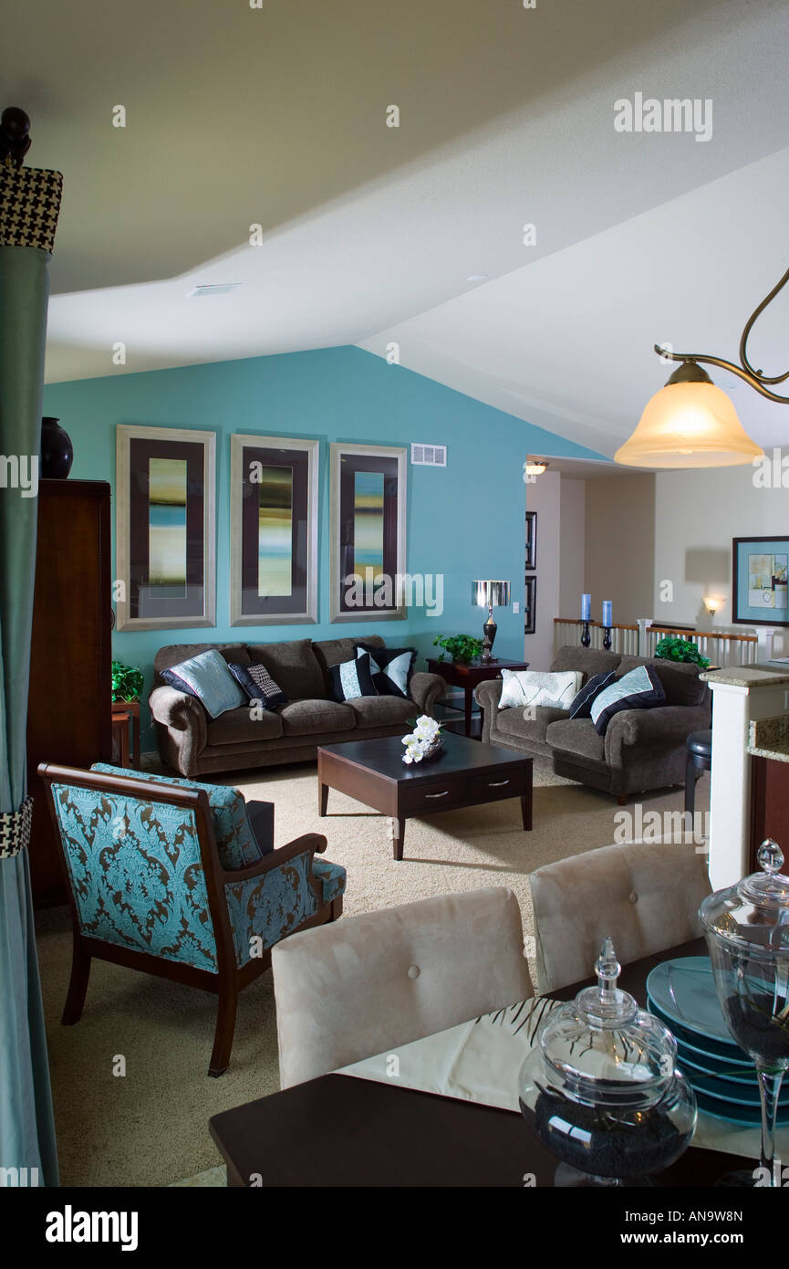 Denver Colorado real estate sola casa familiar, de clase media salón