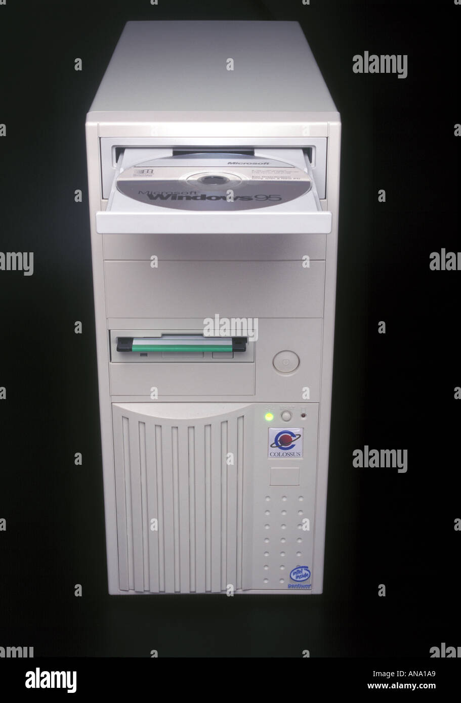 Computer floppy disk drive fotografías e imágenes de alta resolución Alamy