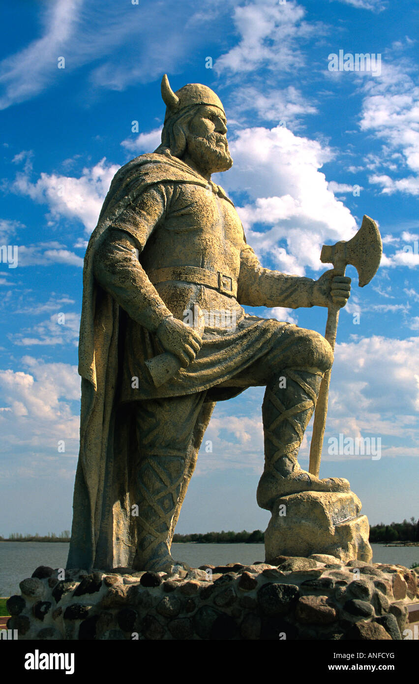 Estatua vikinga, Gimli, Manitoba, Canadá Foto de stock