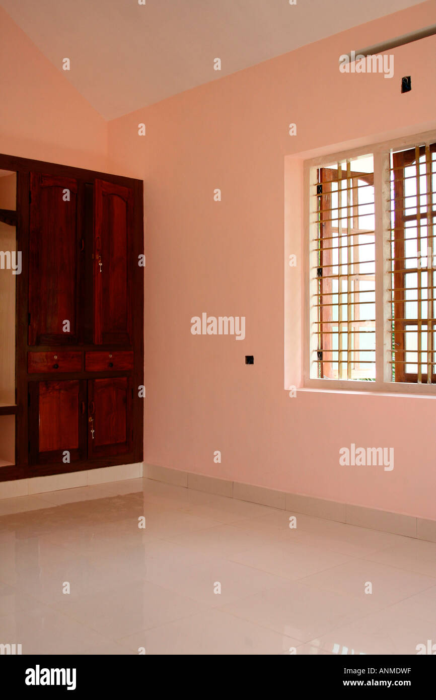 El interior de una habitación de una casa recién construida, Kerala Foto de stock