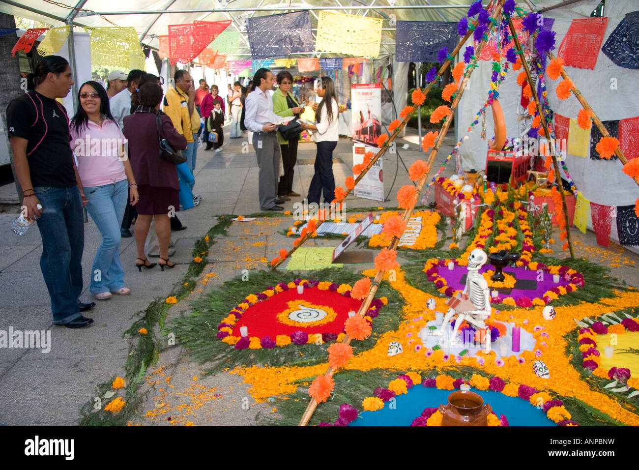 El pueblo celebra el Día de los muertos en la Ciudad de México, México Foto de stock