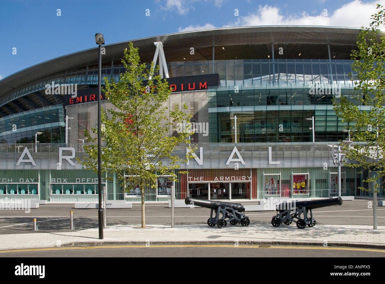 Arsenal Shop Fotos e Imágenes de stock - Alamy