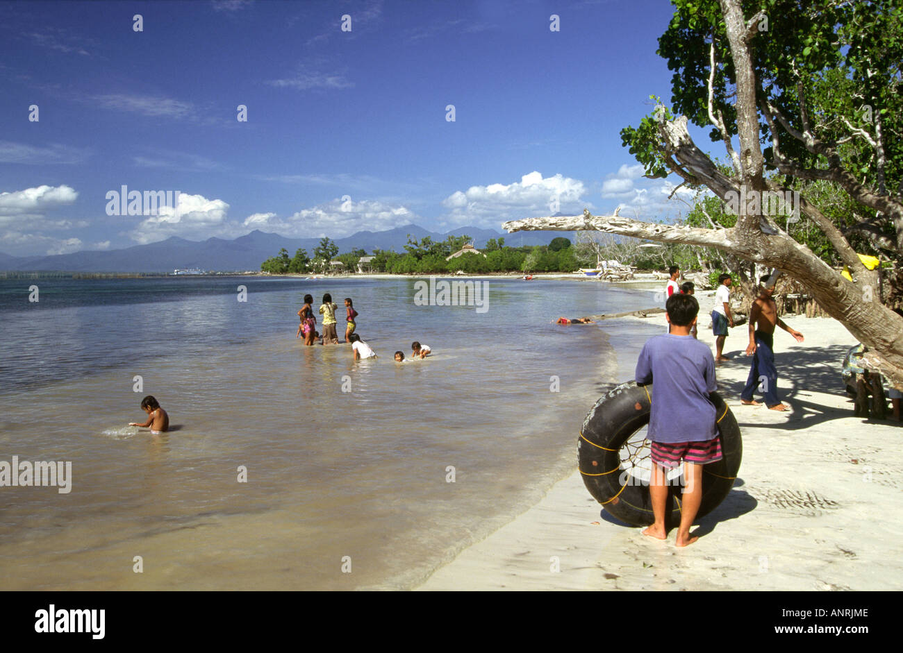 Palawan, Filipinas Puerto Princesa Nasin aw playa blanca Fotografía de  stock - Alamy