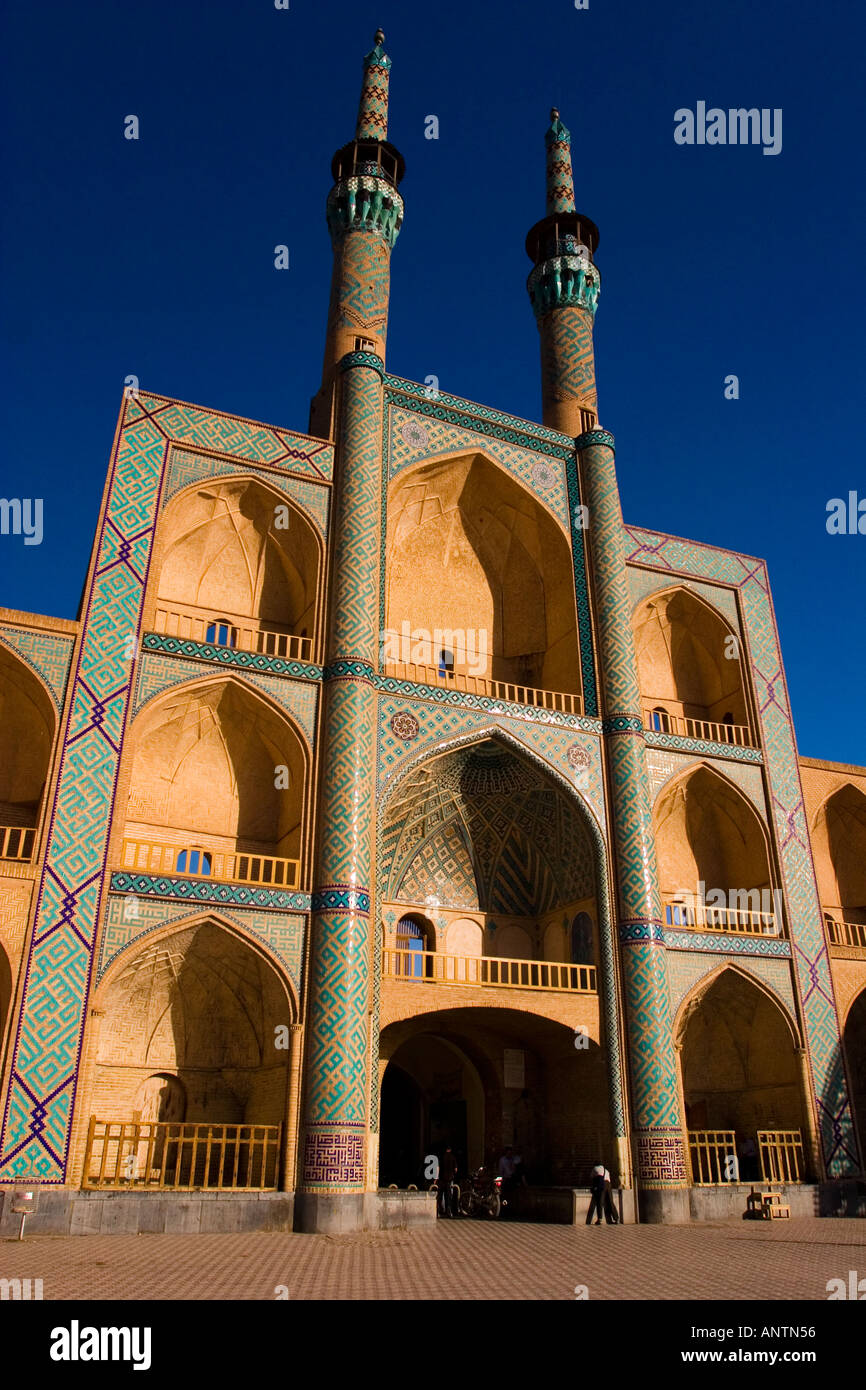 Los zoroástricos complejo de Amir Chakmak Yazd Irán Foto de stock