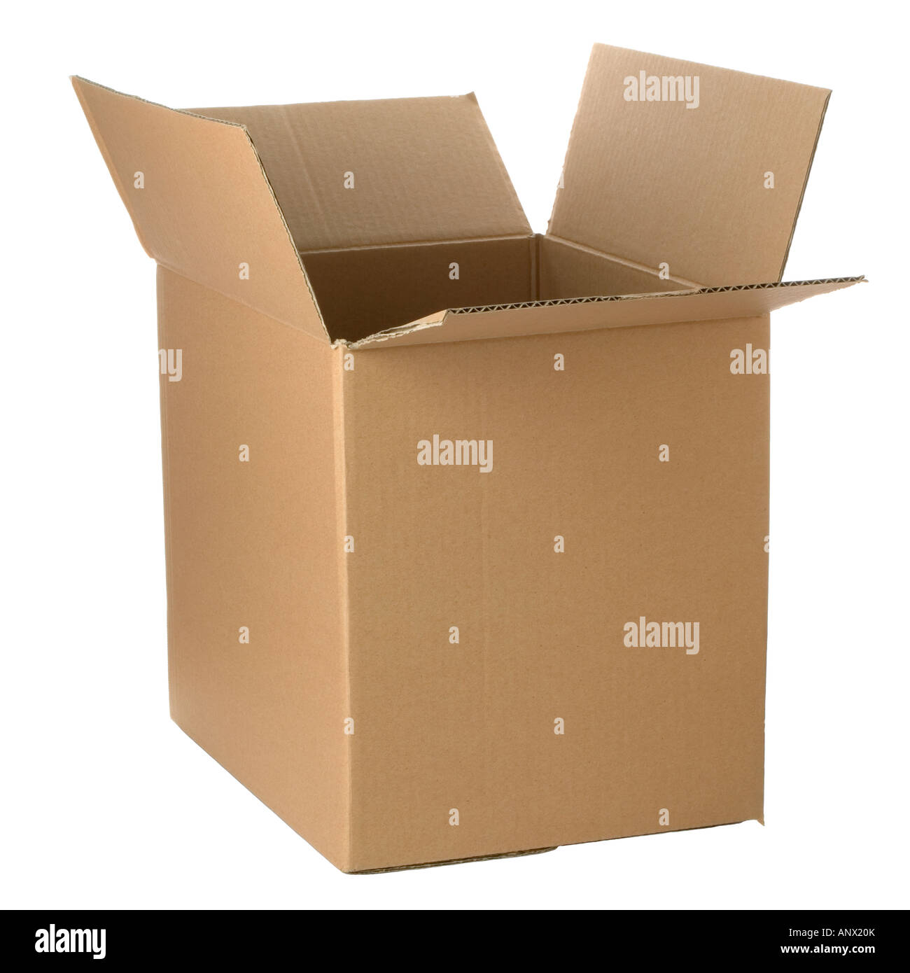 Caja de cartón marrón agregar su propio diseño o logotipo aislado en blanco Foto de stock