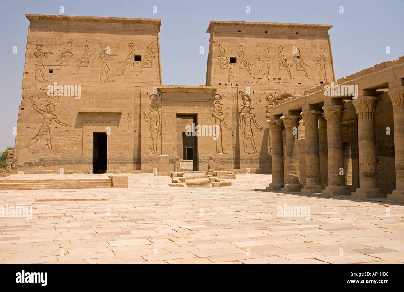 Templo de Isis en la isla de Philae Aglika Río Nilo Alto Egipto Oriente Medio DSC 4165 Foto de stock