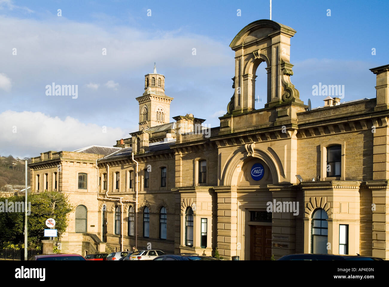 dh SALTAIRE West YORKSHIRE Titus sales Old Mill edificios textiles fábrica victoriana patrimonio de la humanidad de la unesco Foto de stock