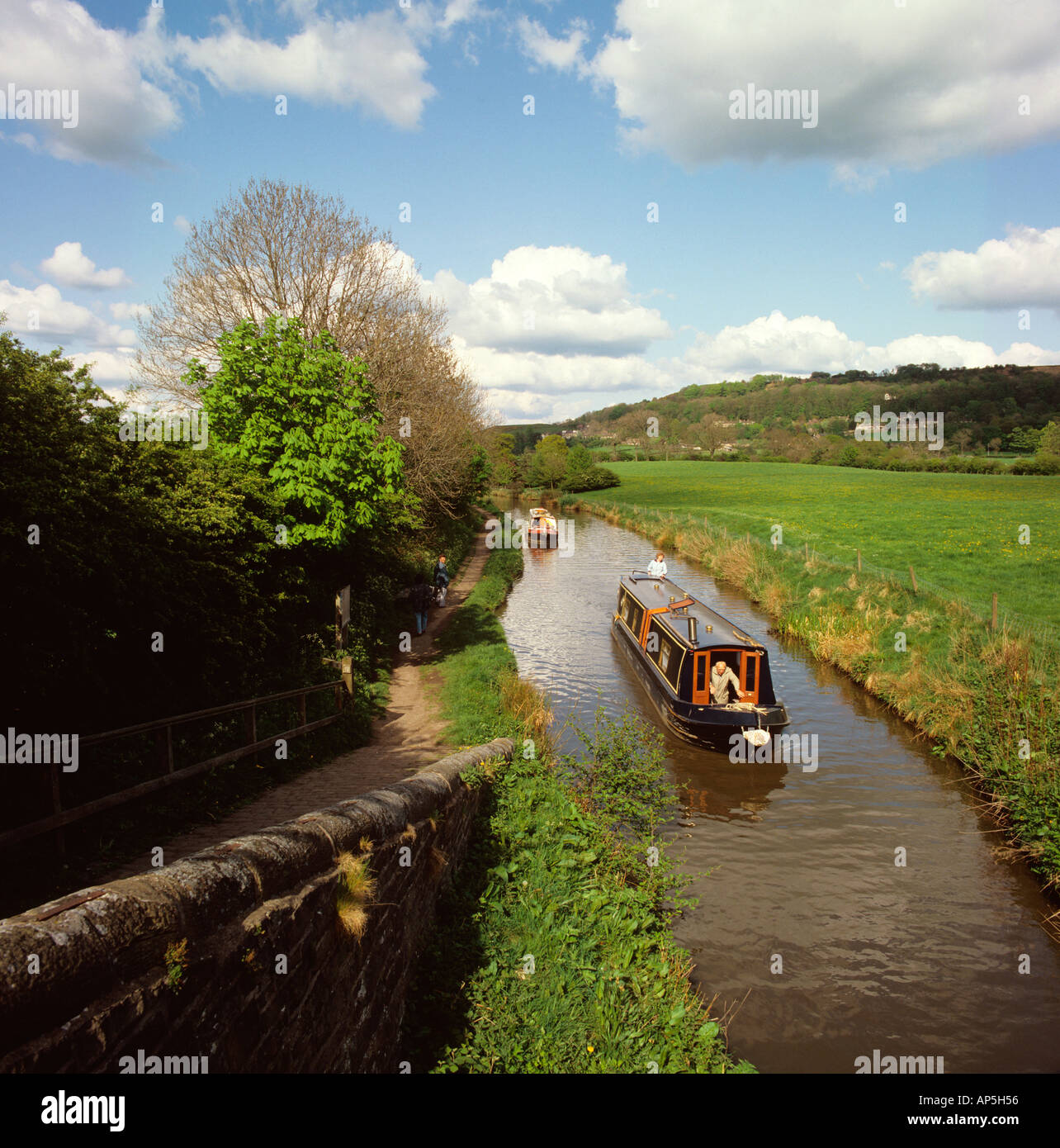 Kerridge Cheshire en barco por el Canal de Macclesfield Foto de stock