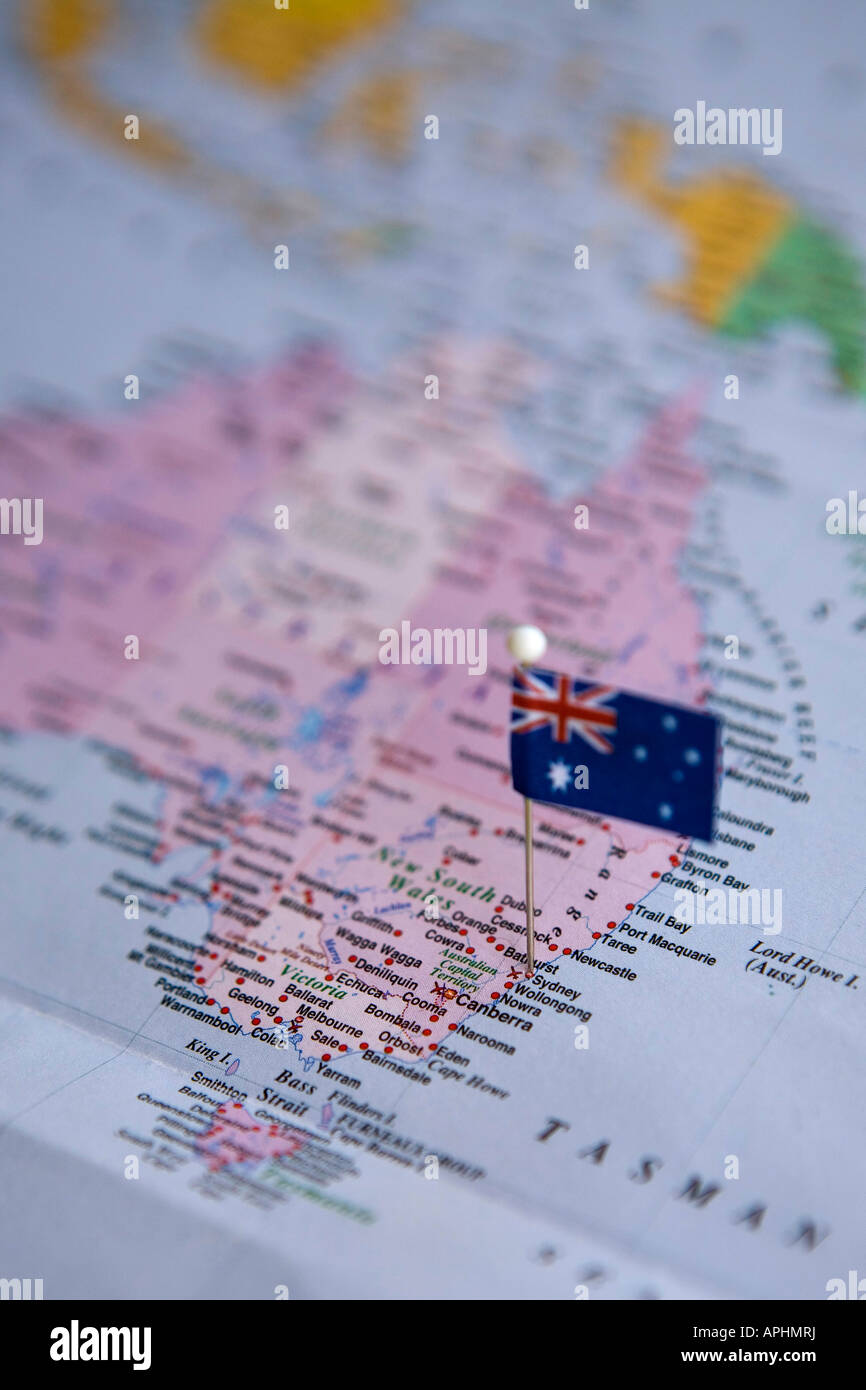 Pasador indicador colocado en el mapa del mundo en Sydney, Australia Foto de stock