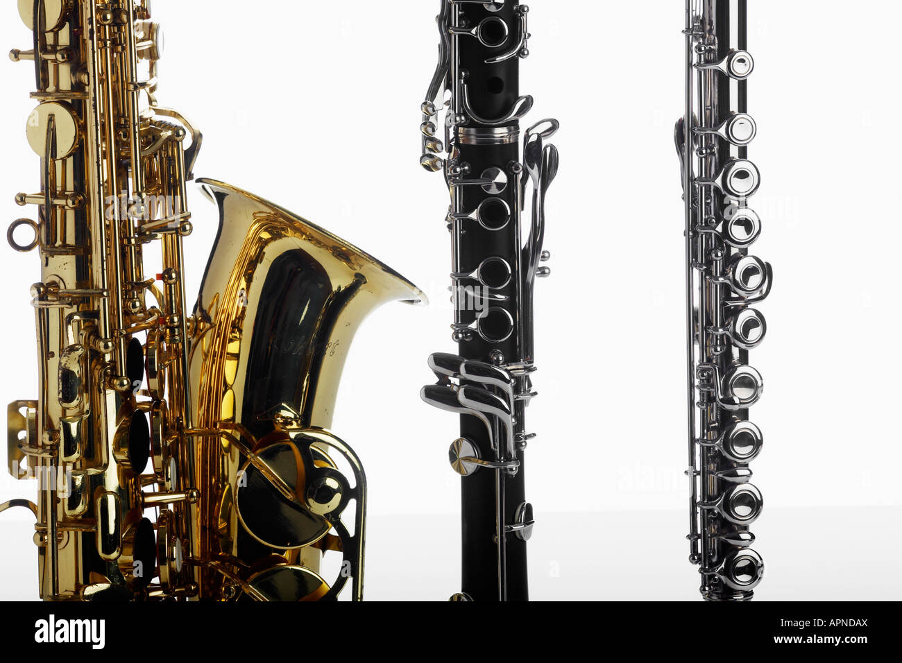 El saxofón, clarinete y flauta Fotografía de stock - Alamy