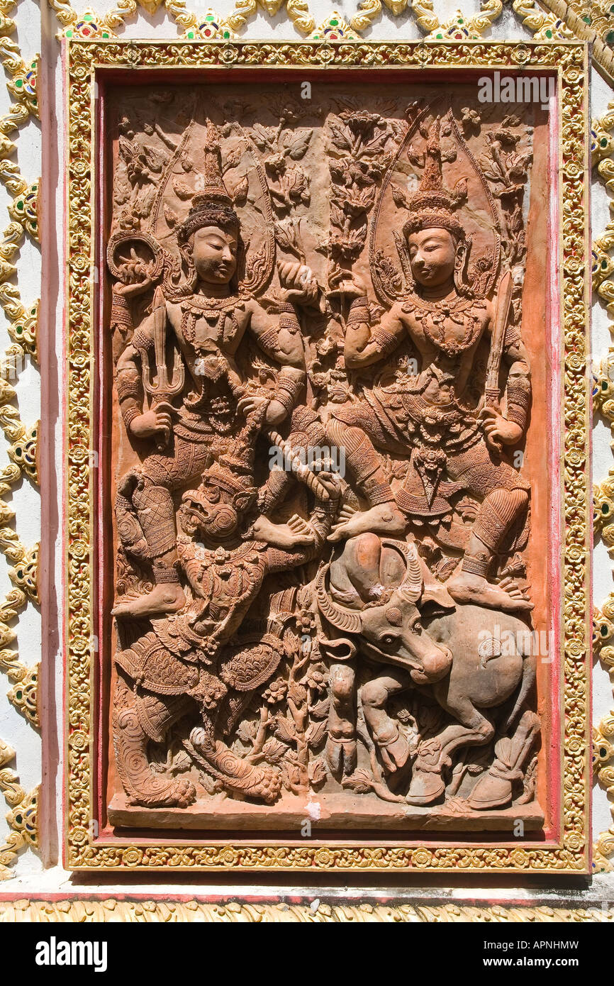 Panel de madera tallada, tailandés, Tailandia Foto de stock