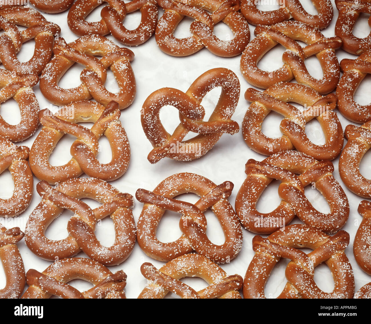 Home made pretzels fotografías e imágenes de alta resolución - Alamy